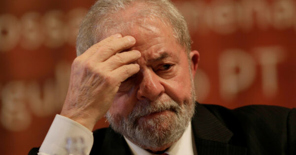 Piso Salarial da Enfermagem é Esquecido Pelo Governo Lula